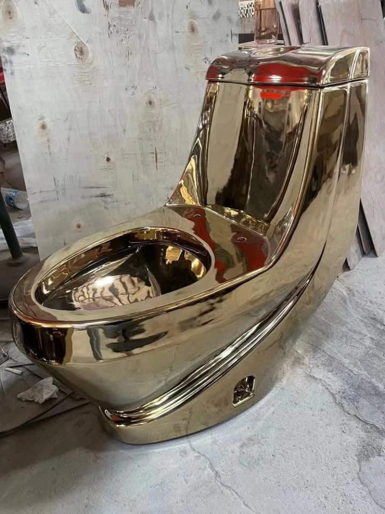 Polished gold one-piece toilet is a luxury ceramic sanitary ware item