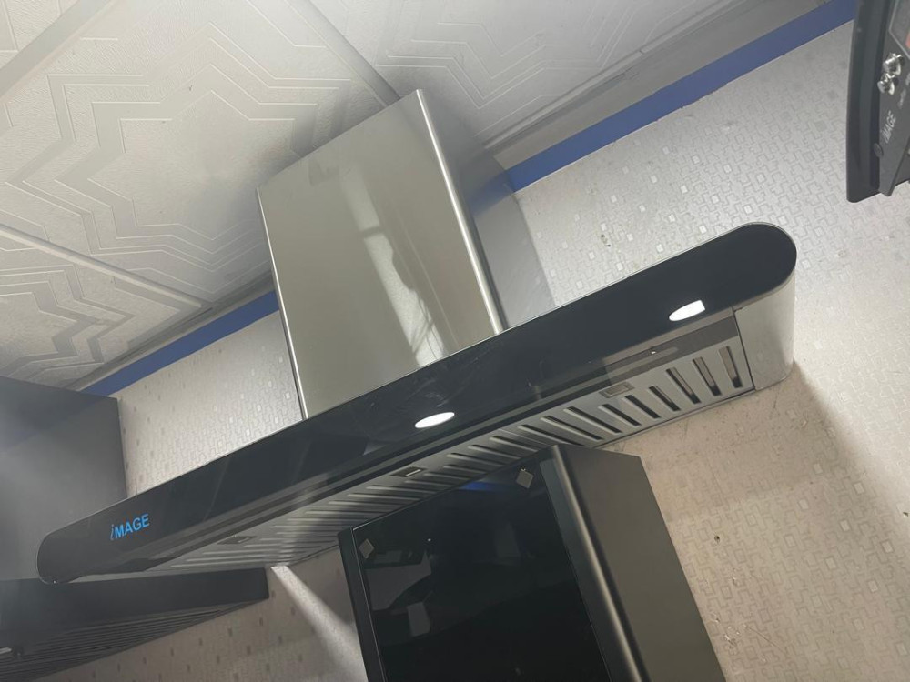 Digital cooker wall-mounted hood