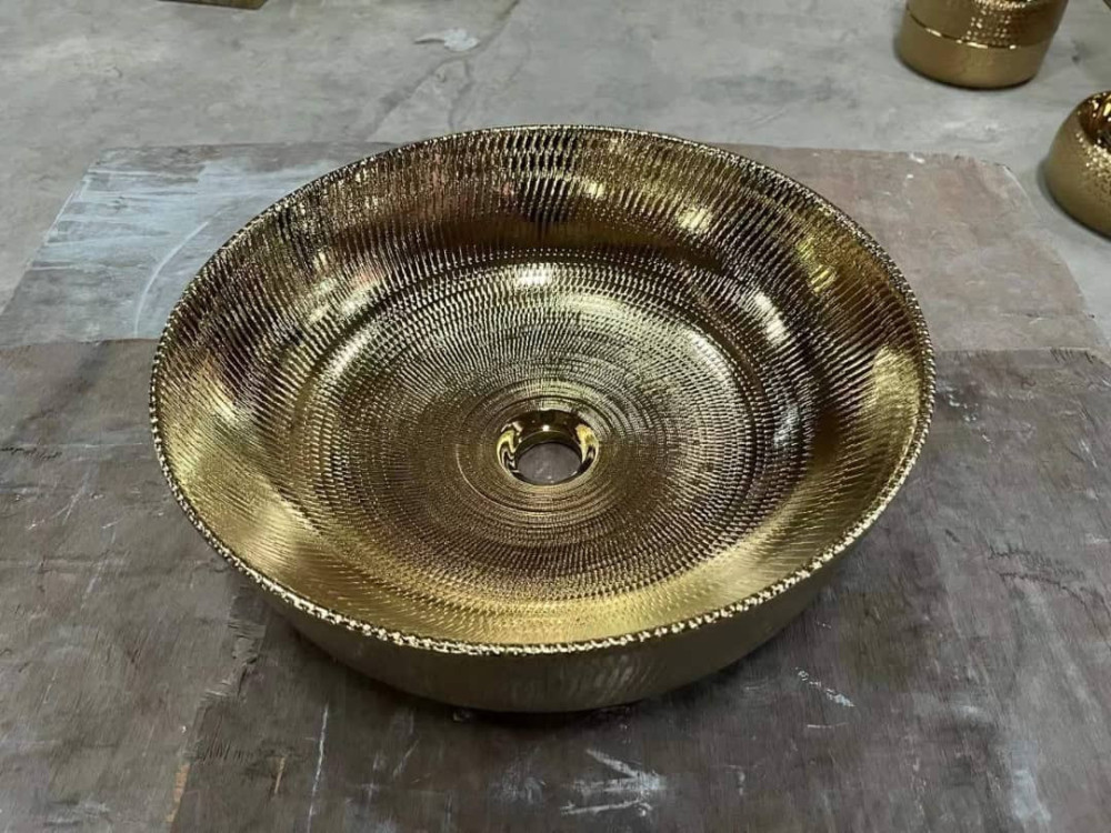 hamered Brass Round Undermount Bathroom sink