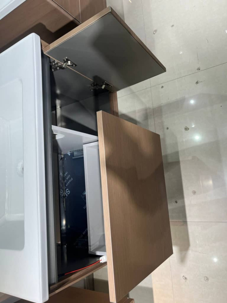 modern bathroom vanity cabinet 