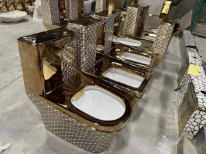 luxury wall-mounted gold-urinal 
