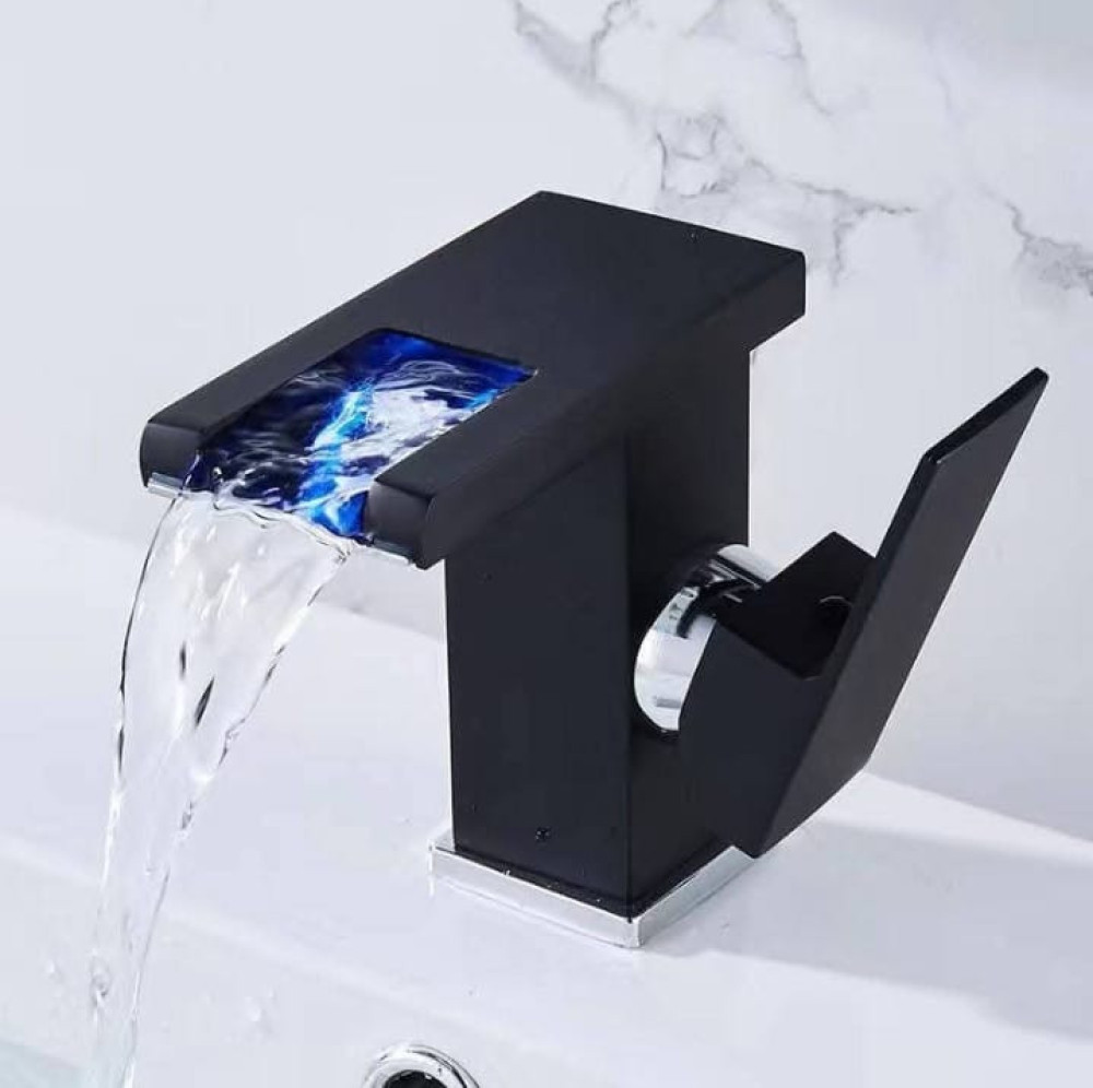 Gigatax matte black single-handle bathroom sink faucet